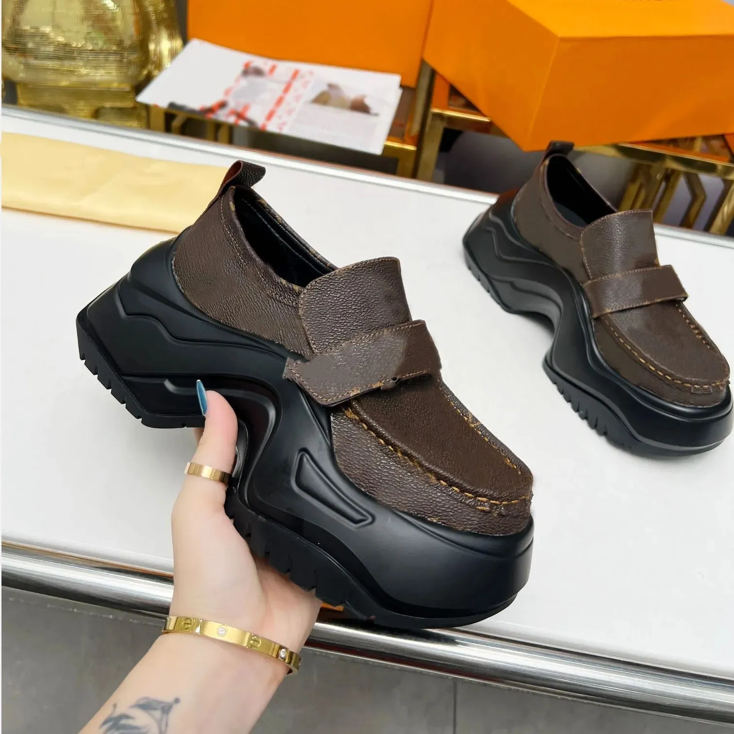 DHgate.com:Black Glossy Leather Chunky Platform Loafers DHgate.com:Black Glossy Leather Chunky Platform Loafers