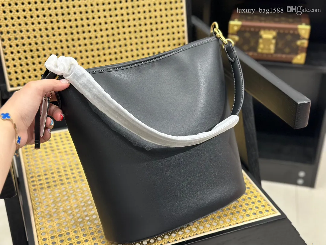 Cos bucket bag hot sale