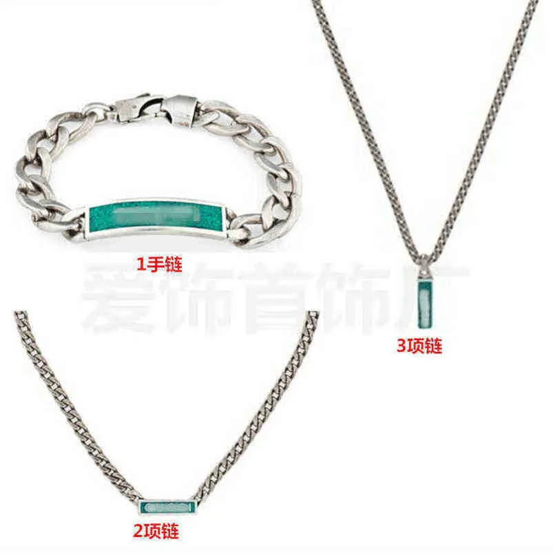 2023 Nya designer smycken armband halsbands ringtillbehör produktgrön percha emalj slitna mångsidiga mäns kvinnors armband
