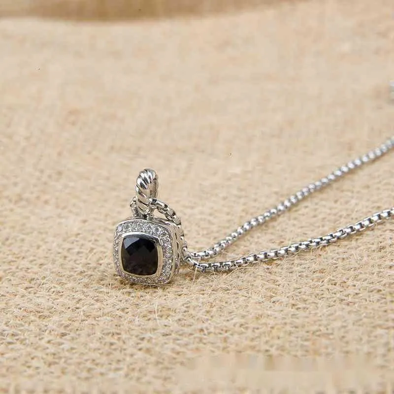 luxury necklace 13/14mm Pendant Men Designer Pendants Necklace Women Chain Hop Popular Black Necklaces Onyx Petite Vintage Hip Charm Crystal Jewelry bijoux