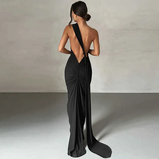 dress cut out back Noreen Cut-Out Maxi Black Size:S7: 4 years (16-18kg) maxi dress with sleeves Cutout Floral Maxi Sundress Buttoned Maxi Dress with