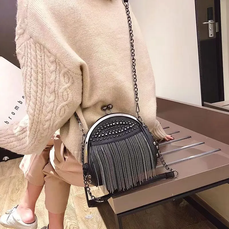 Fashion creative fringed Liudin shell bag shoulder bag everything chain bag manufacturers direct sales