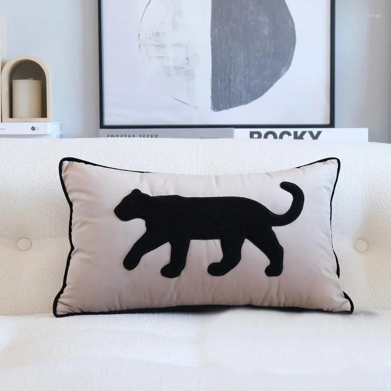 Pillow Black Leopard Embroidered Cover Velvet Sofa Case Modern Simple Earth Color Soft Couch Chair Bedding Coussin