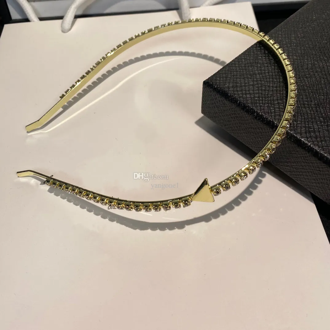 Retro Luxus Designer Kristall Stirnbänder Haarbänder für Frauen Mädchen Marke Stirnband Sport Fitness Stirnband Dreieck Haarnadel Kopf Wrap Party Geschenke