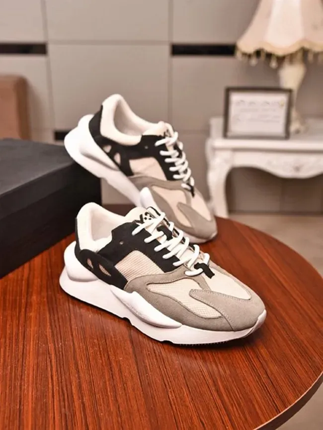 Y3 shoe sale store