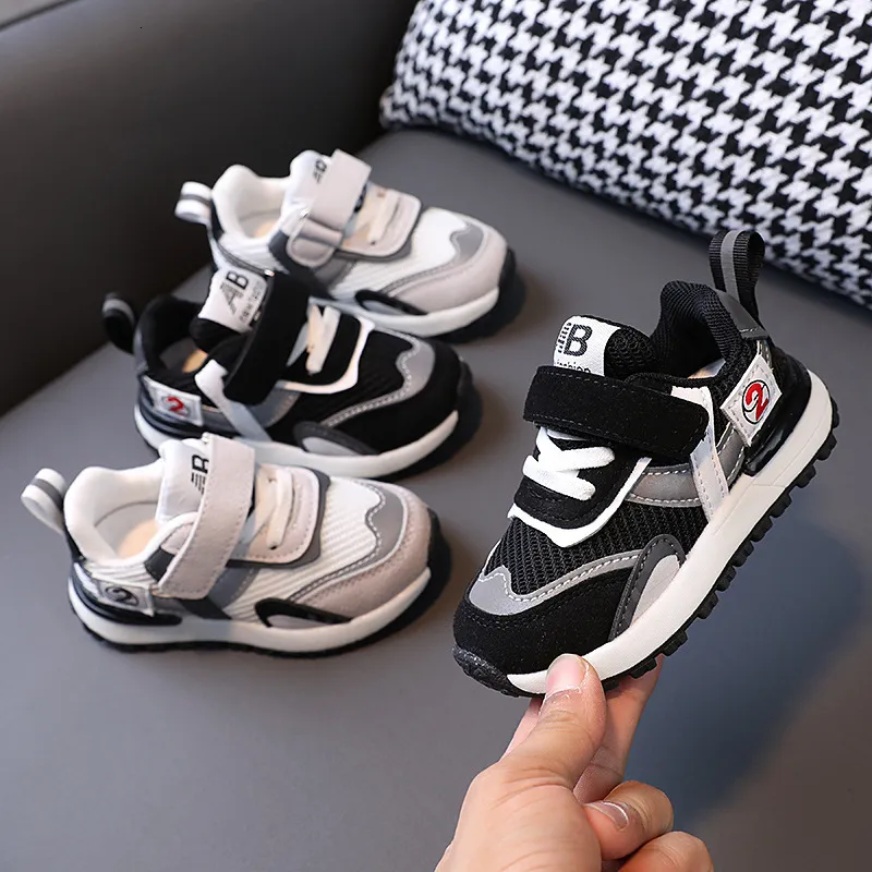 Baby barn för pojkar flickor andas tennis mesh små barn casual sneakers non-halp barn sportskor 230530