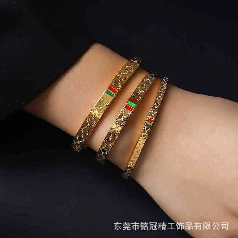 20% de réduction sur 2023 Nouveaux bijoux de créateur bracelet collier anneau titane acier Or ins minorité design tendance tempérament net rouge Bracelet amoureuxnouveaux bijoux