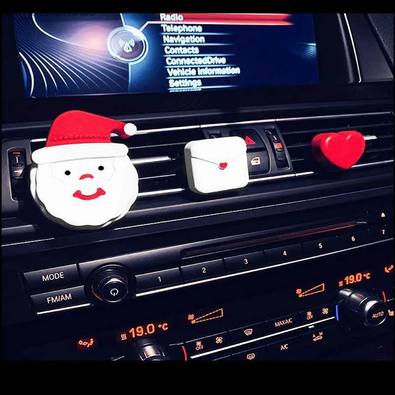 Nuovo deodorante per auto Babbo Natale Intonaco Profumo Auto Condizionatore d'aria Uscita Profumo Clip Creativo Ornamenti regalo di Natale L230523