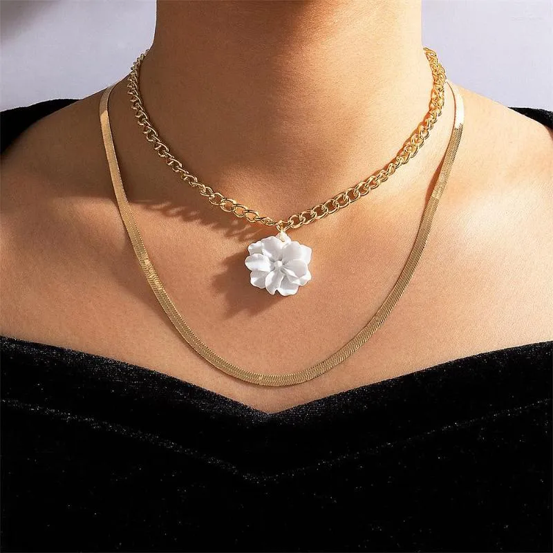 Kedjor Summer Retro White Camellia Necklace For Women Classic Simple Double Layer Flower Pendant Jewelry
