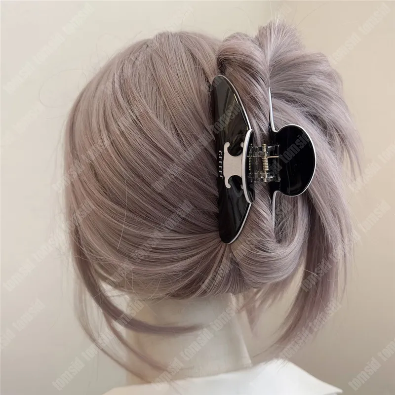 Lyxiga hårklämmor Lyxiga hårklämmor för damer Klassiska bokstäver Designers Woman Hairclip Brand Designers Clamp Hair Accessories Smycken