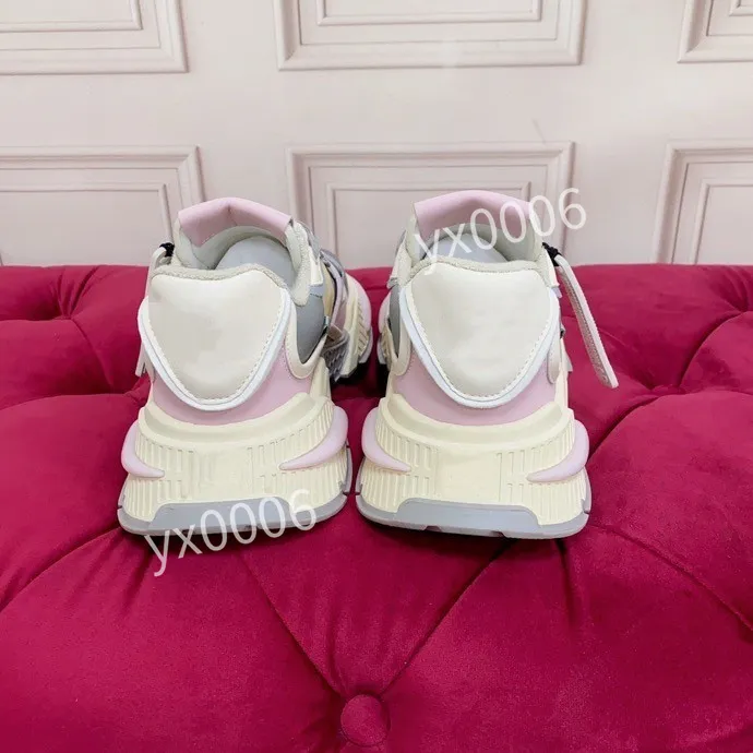 Designerskie buty tenisowe mężczyźni Wysokie buty swobodne trampki koronkowe kobiety gumowe buty na zewnątrz buty zewnętrzne