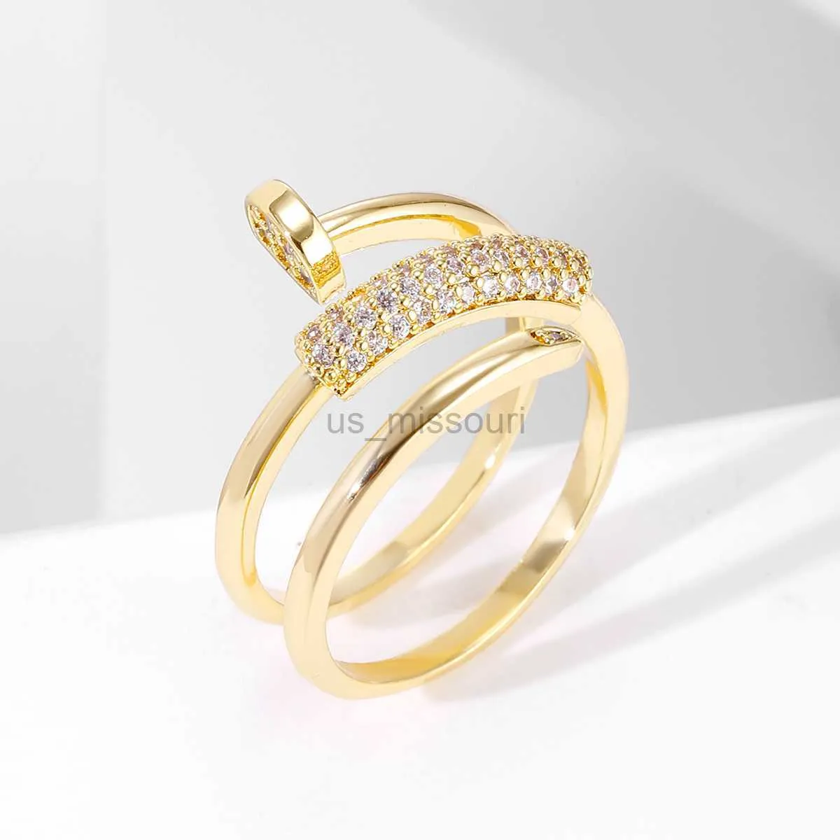 Группа Rings Korea New Fashion Jewelry изящное изящное 18 тыс. Реальное золото, покрытое aaa Zarcon Ring Кольцо Элегантное женское открытие регулируемого свадебного подарка J230531