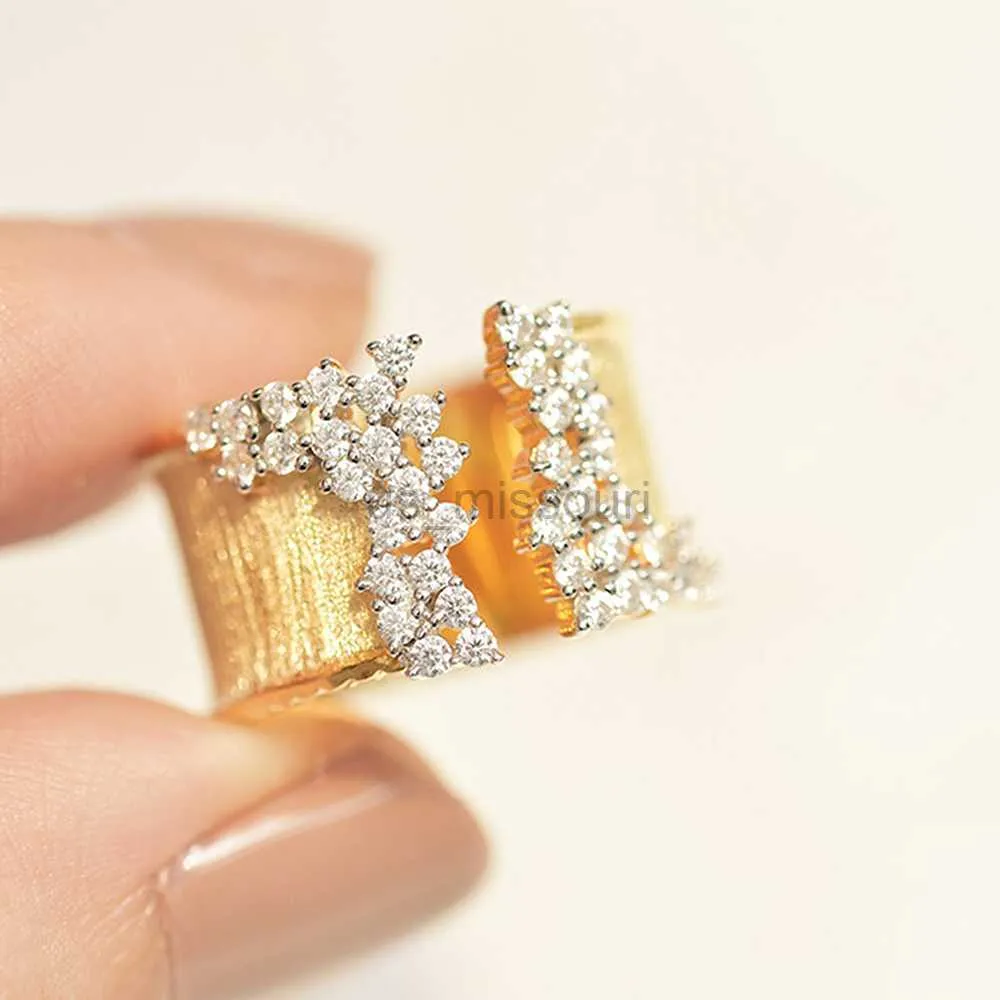 Band Rings Huitan 2022 Nya modekvinnans fingerring med CZ Stone Wiredrawing Effect Guldfärg Wide Rings Luxury Female Jewelry Party J230531