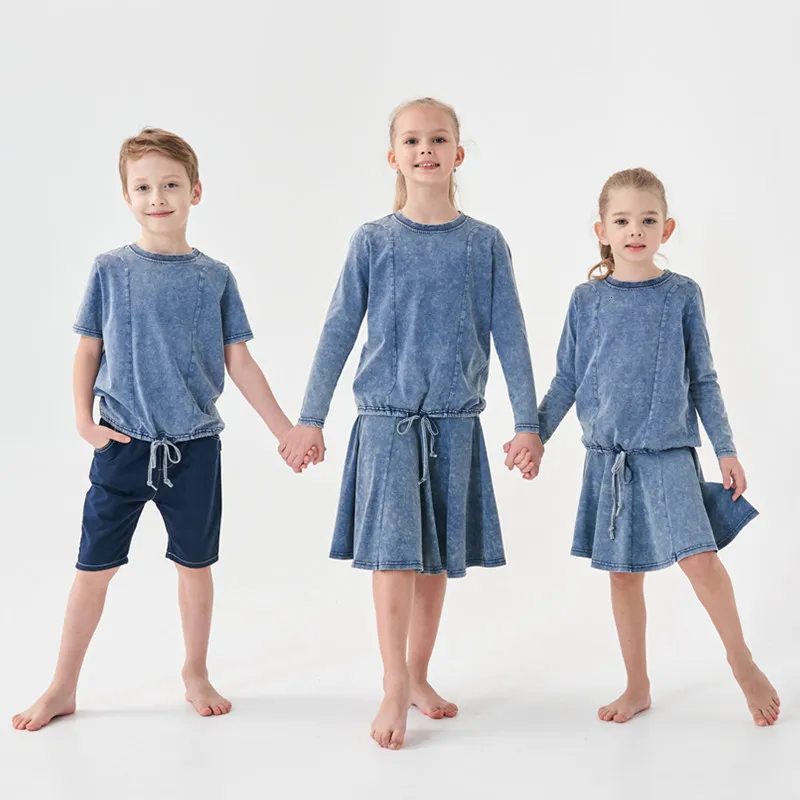 Passende Familien-Outfits für Kinder, Jungen, Mädchen, lockerer Oberteil, Rock, Frühling, Sommer, säuregewaschen, passende Familienkleidung, Kindermode, Freizeitset und Top-Kleidung 230530