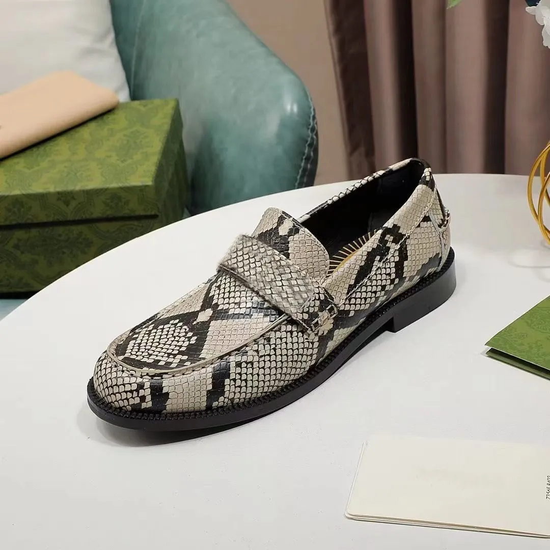 Zapatos con botones best sale