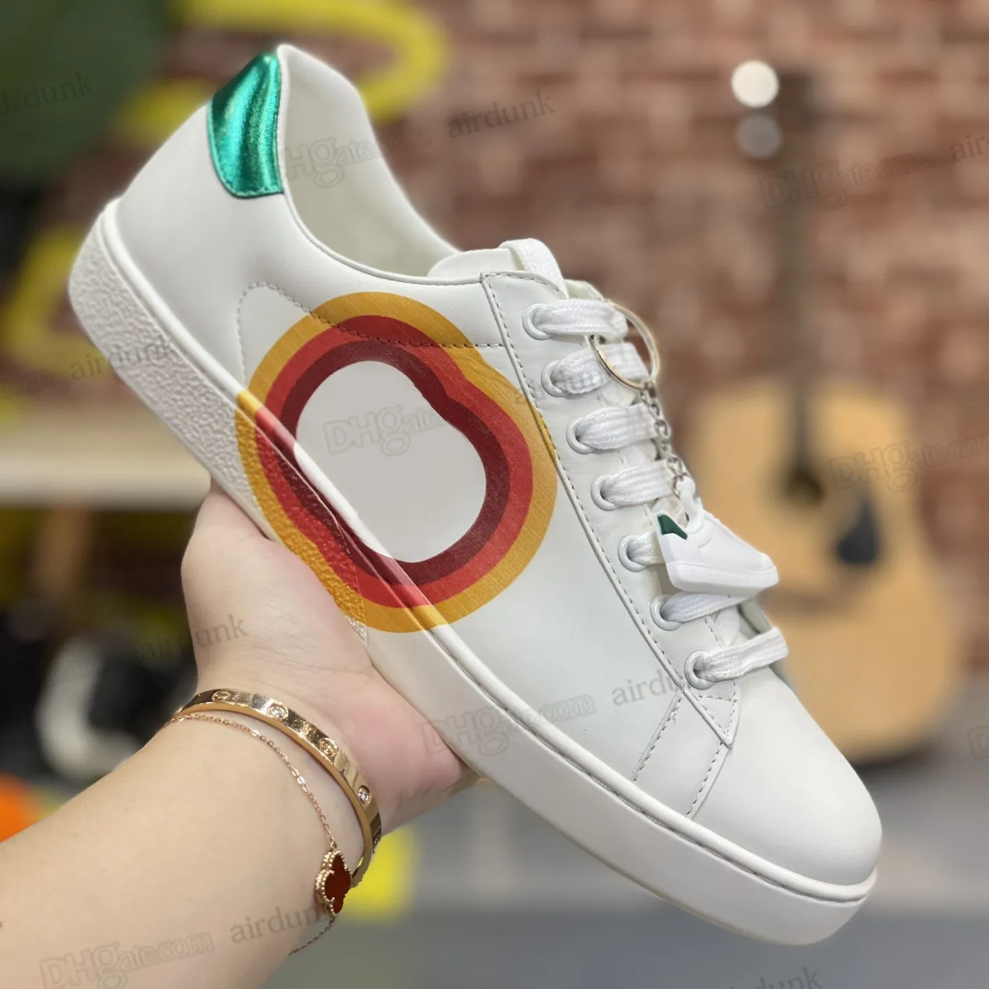 Gucci best sale planet sneakers