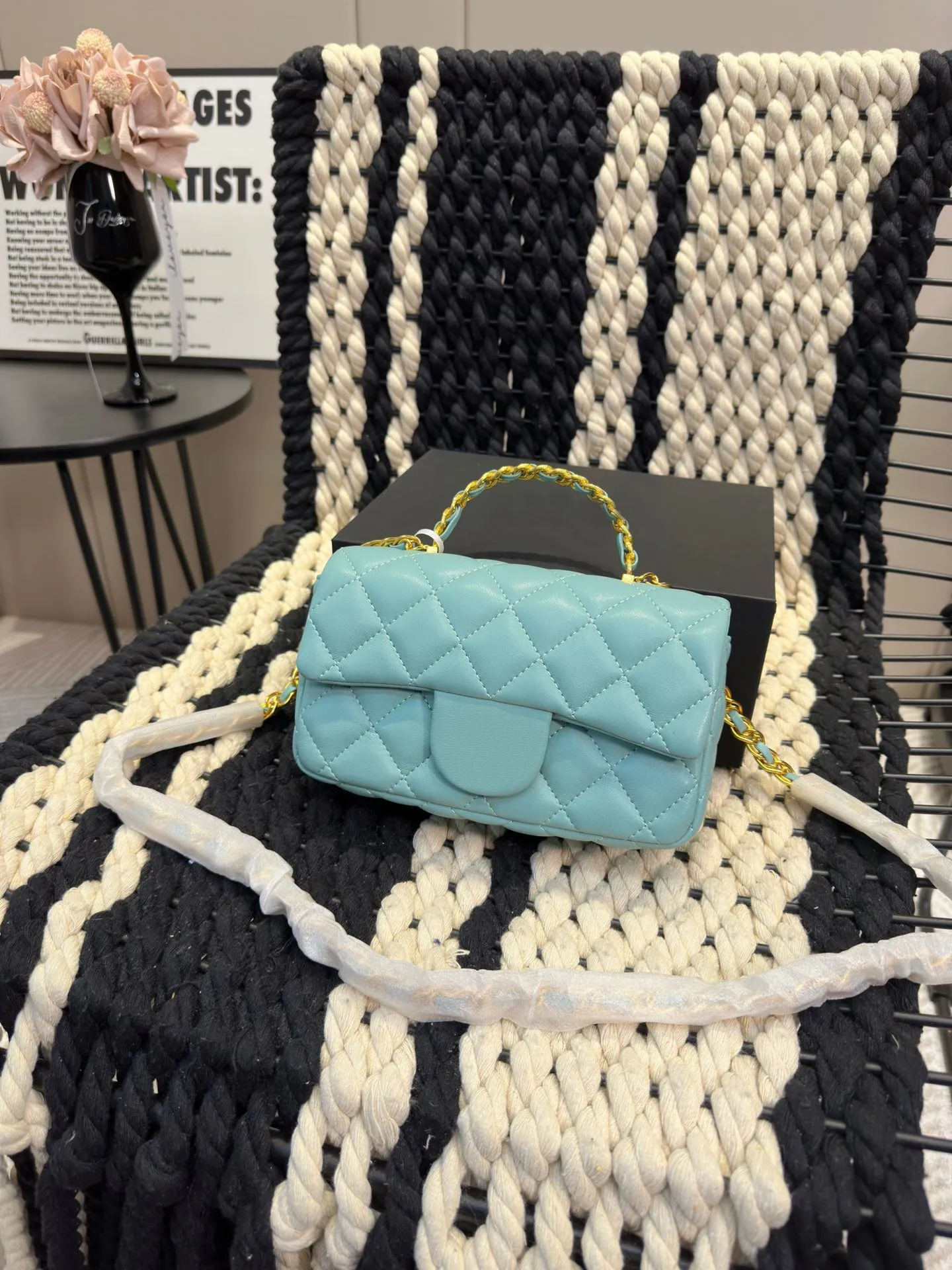 Trendy shoulder bags 2020 deals