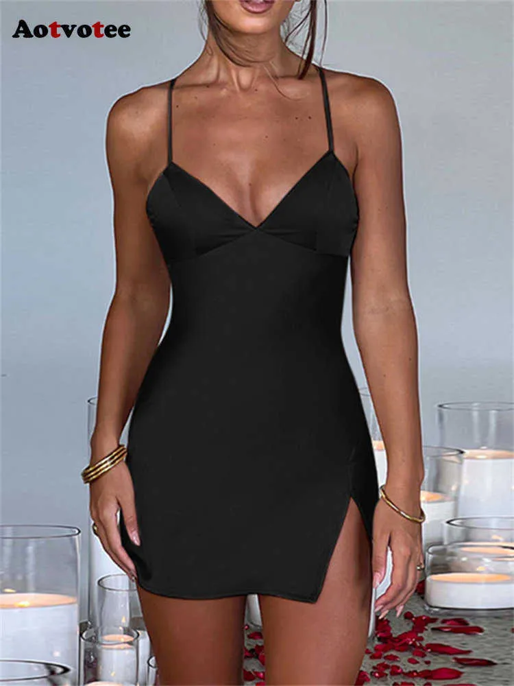 carmen marc valvo black dress REBECCA BACKLESS HALTER BODYCON MINI DRESS IN BLACK – AIIZIE main image 1