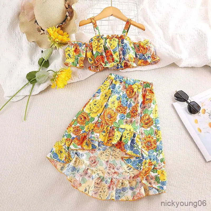 Zestawy odzieży dla dzieci swobodne stroje dla dziewcząt letni kwiatowy pasek do druku pół spódnice 2pcs moda