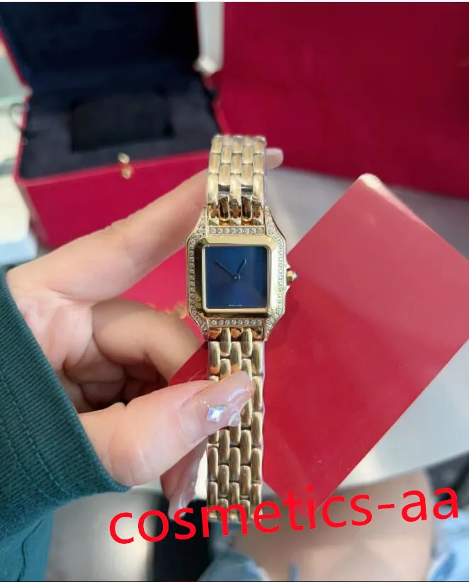 Titta på kvinnor 27mm Quatz Diamond Watch Square Design Lady 18K Gold Fashion Wristwatch Life Waterproof Sport Business Watches Gift Multicolor