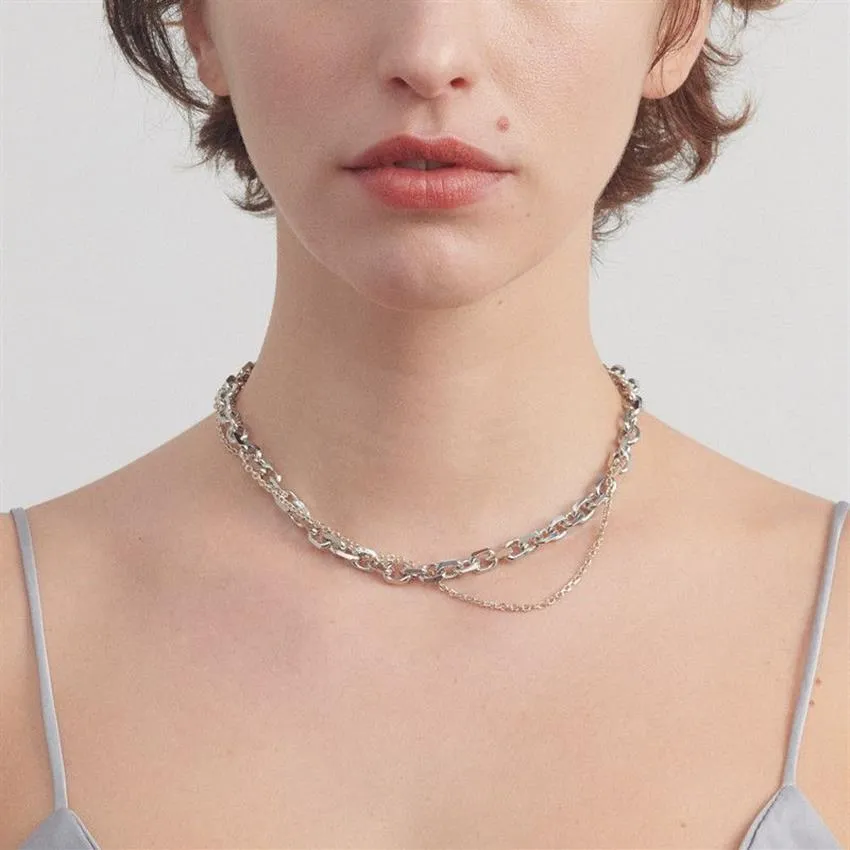 Justine Clenquet Halsband Mona Samma stycke Ny europeisk och amerikansk punk mode kvinnliga smycken för bröllopsälskare festgåvor278s