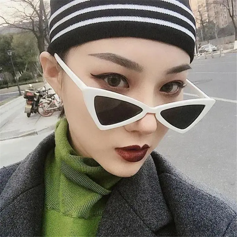 Sunglasses 2023 Retro Black Cat Eye Lady Triangle Design Leopard Lenses Cute Sexy Glasses
