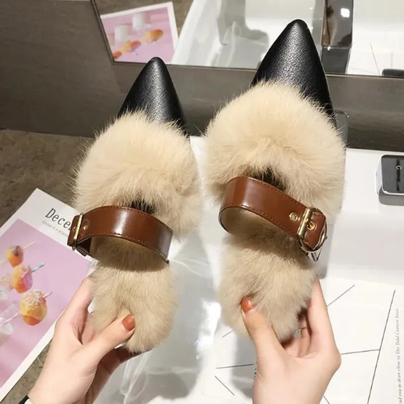 Slippers met sales echt bont