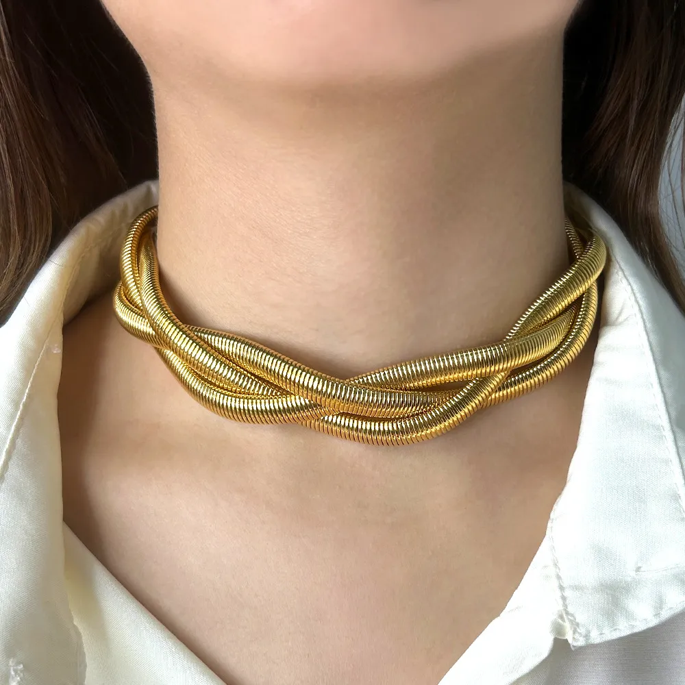 wide gold Personalized retro neck short collar necklace minimalist women's stainless steel weak elastic collarbone chain jewelry necklaces for women cool