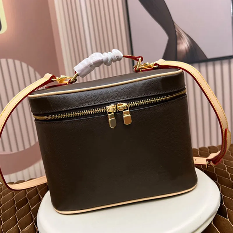 Kozmetik çanta kutusu tote çanta makyaj çantası büyük kapasiteli çanta kadınlar makyaj çanta tasarımcısı cüzdan omuz crossbody torbası seyahat tuvalet yıkama çantaları güzellik makyaj çantası