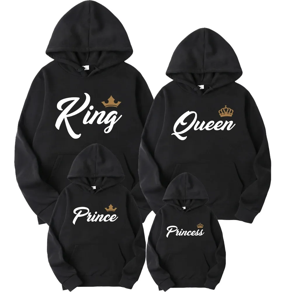 가족 일치 의상 왕 여왕 왕자 프린스 프린팅 스웨터 슈트 커플 까마귀 부모 아동 의류 스트리트웨어 후드 스웨터 셔츠 231201