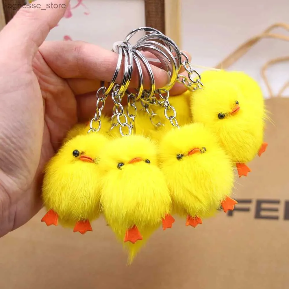 Keychains Lanyards Little Yellow Chicken Real Hair Keychain Little Chicken Plush Bag Jewelry Accessories Girl Duck Mobile Phone Ornaments R231201