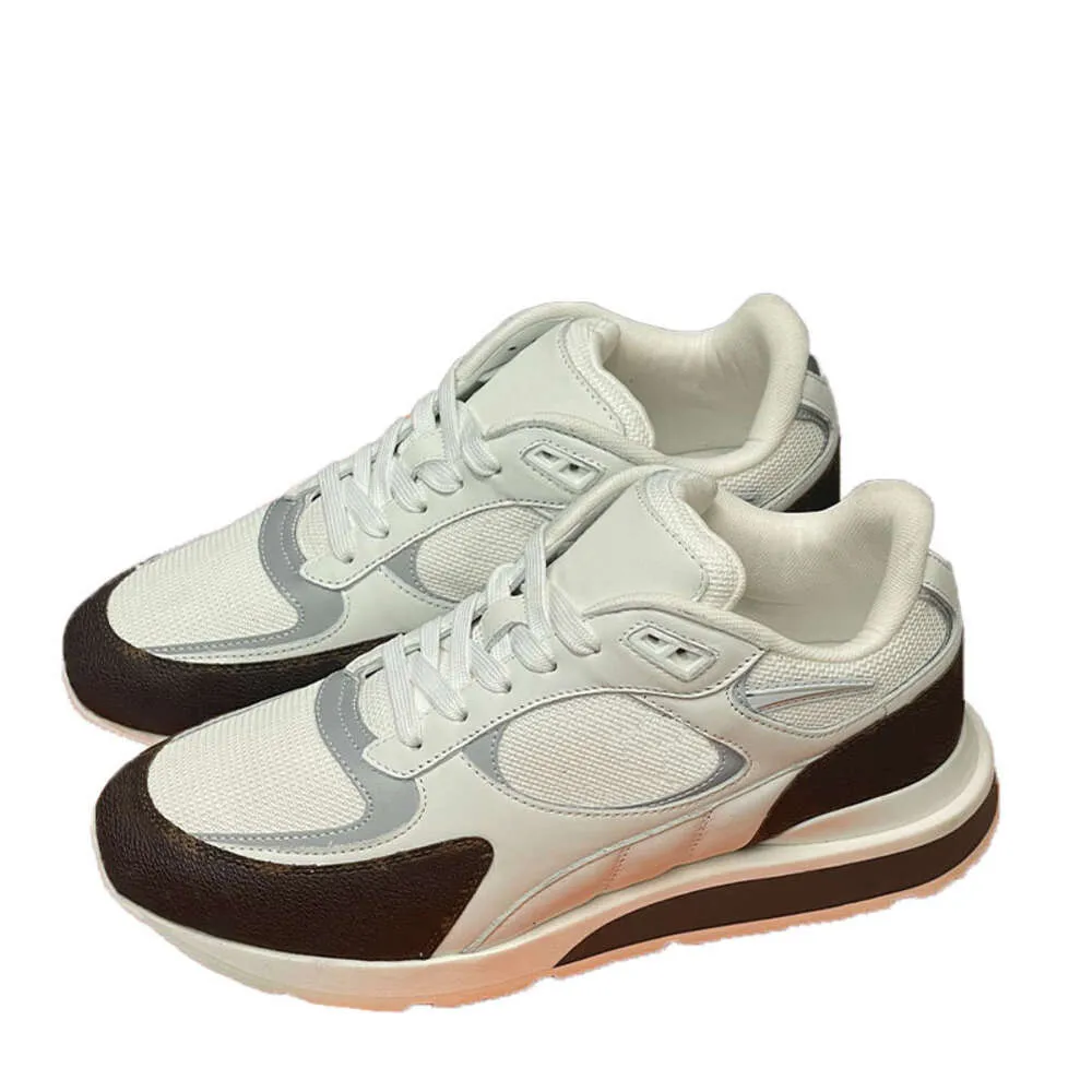 Économisez gros sur les achats en gros de Baskets De Ruissellement Vente De  Baskets Pour Hommes Running: Baskets En Daim À Haut Toit Avec Semelle De