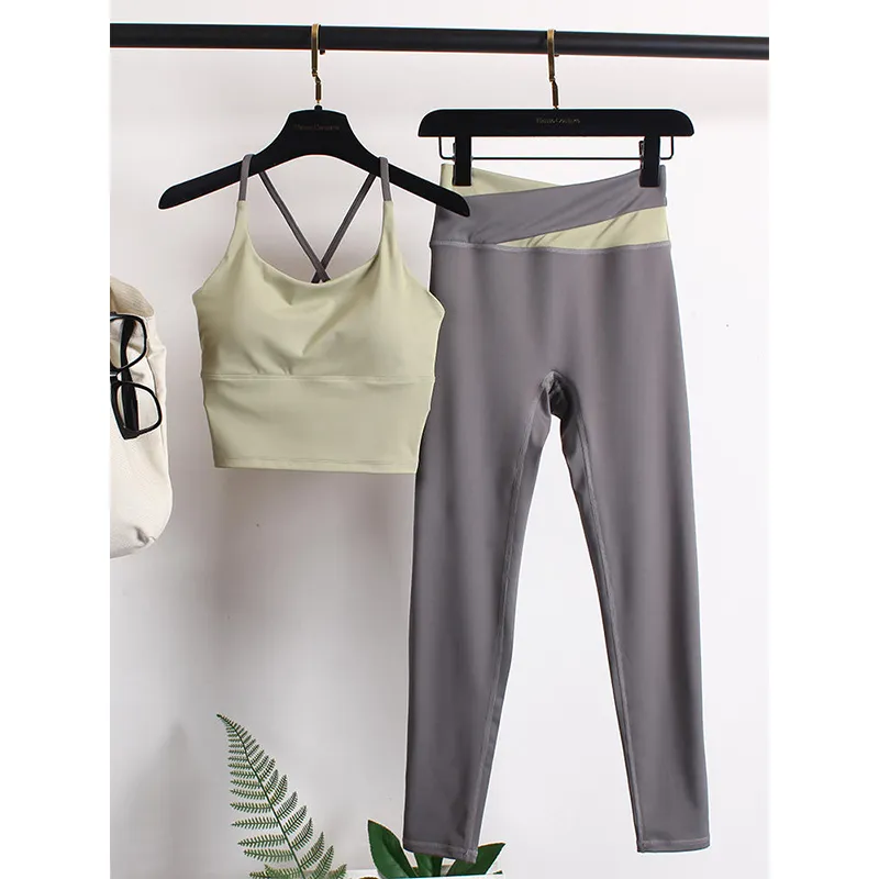 AL0LULU Conjunto de ropa de yoga con logo, sujetador deportivo para mujer, pantalones de yoga para correr y gimnasio