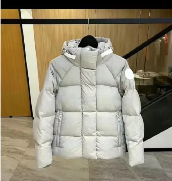206 high quality Classic Womens Designer White badge Down Jacket Autumn And Winter Puffer Coat Outerwear Causal Warm Thickened Parkas womans coats canada geese XS-XL