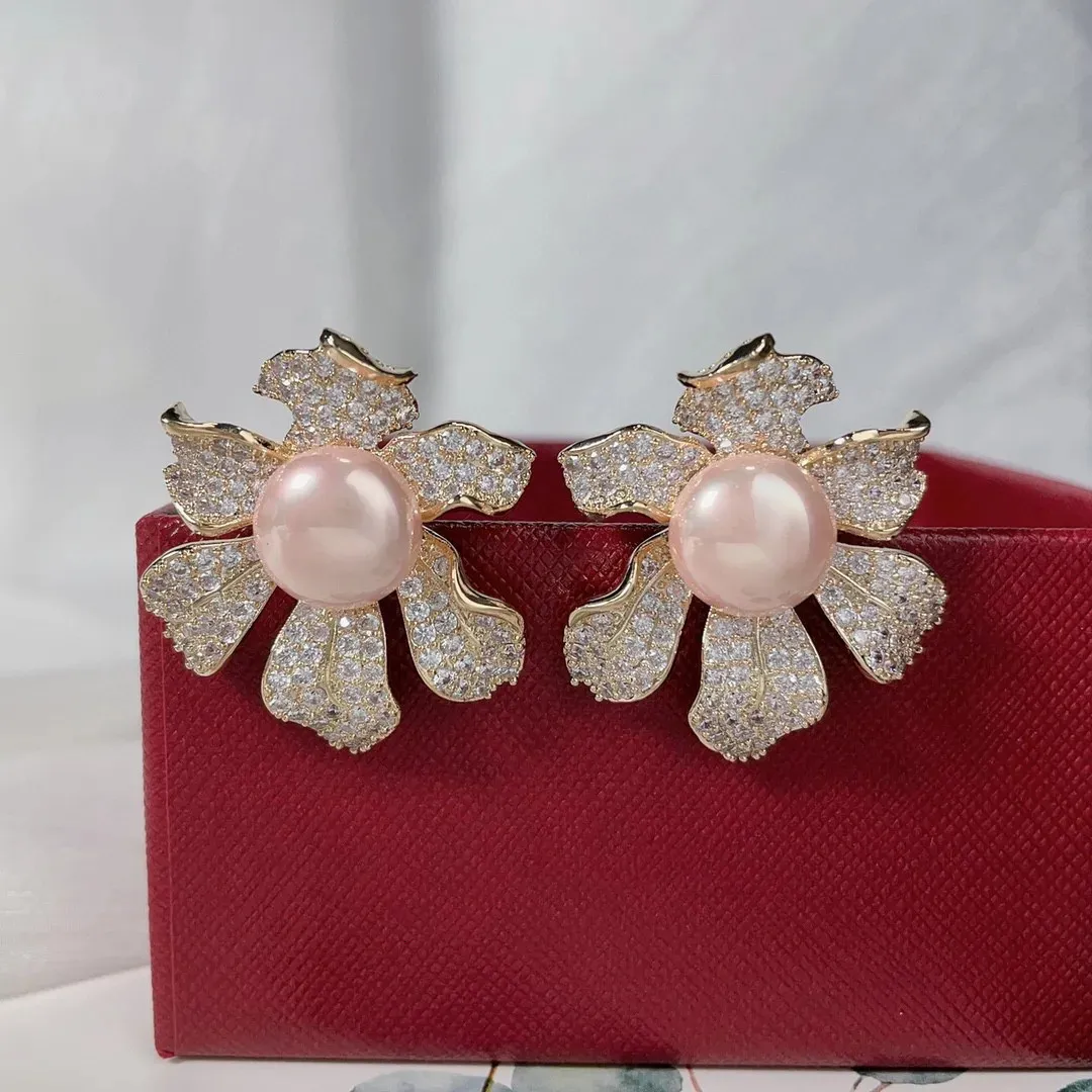 Stud Bilincolor Boucles d'oreilles en zircon cloutées avec perles de fleurs élégantes et délicates à la mode pour cadeau de Noël 231130