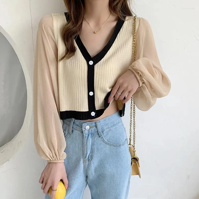 Kvinnors stickor Koreansk stil V-ringning Kort stickade tröjor Kvinnor Cardigan Fashion Chiffon Lantern Sleeve Crop Top Ropa Mujer Spring Fall 2023