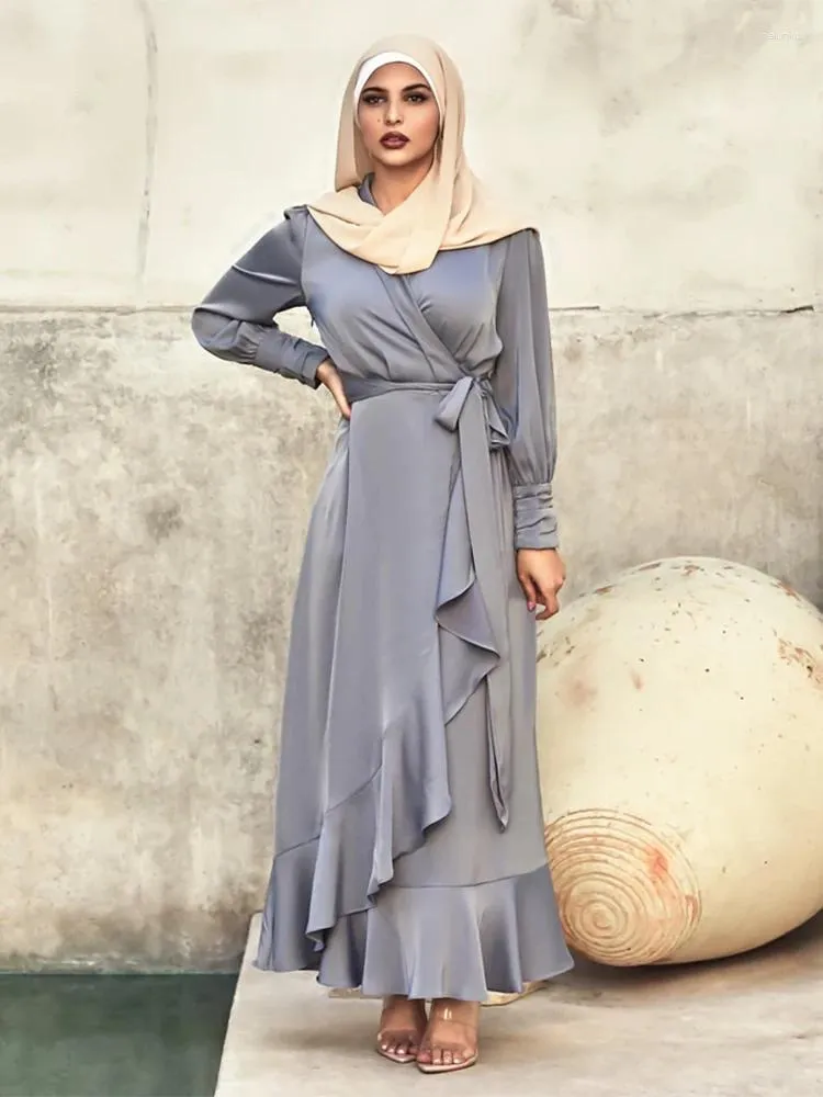 green emerald velvet dress Amazon.com: Ramdan Muslim Dress for Women Embroidery Arabic Abaya Eid  Islamic Jalabiya Clothes Turkey Evening Dresses : Clothing, Shoes & Jewelry main image 1