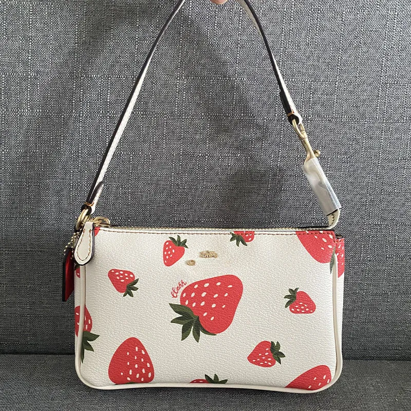 Save Big on Bulk Strawberry Handbags Designer Straw Handbags, Small Straw  Purse: Fashionable Printed Square Bag, Lightweight Clutch For Ladies  Perfect
