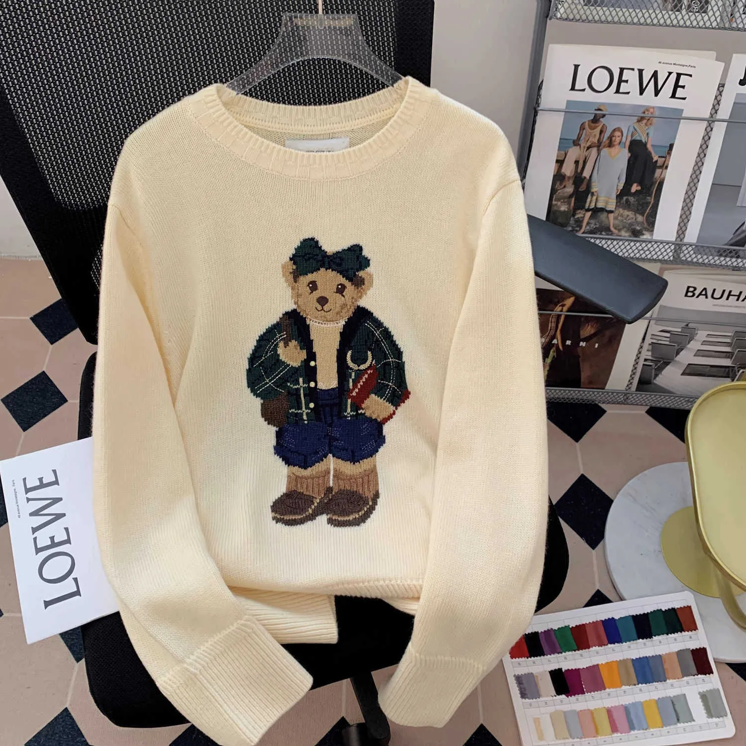 여자 스웨터 미니멀리스트 스타일 만화 테디 곰 인쇄 풀오버 스웨터 2023 가을 새로운 게으른 스타일 캐주얼 귀여운 스웨터 트렌드