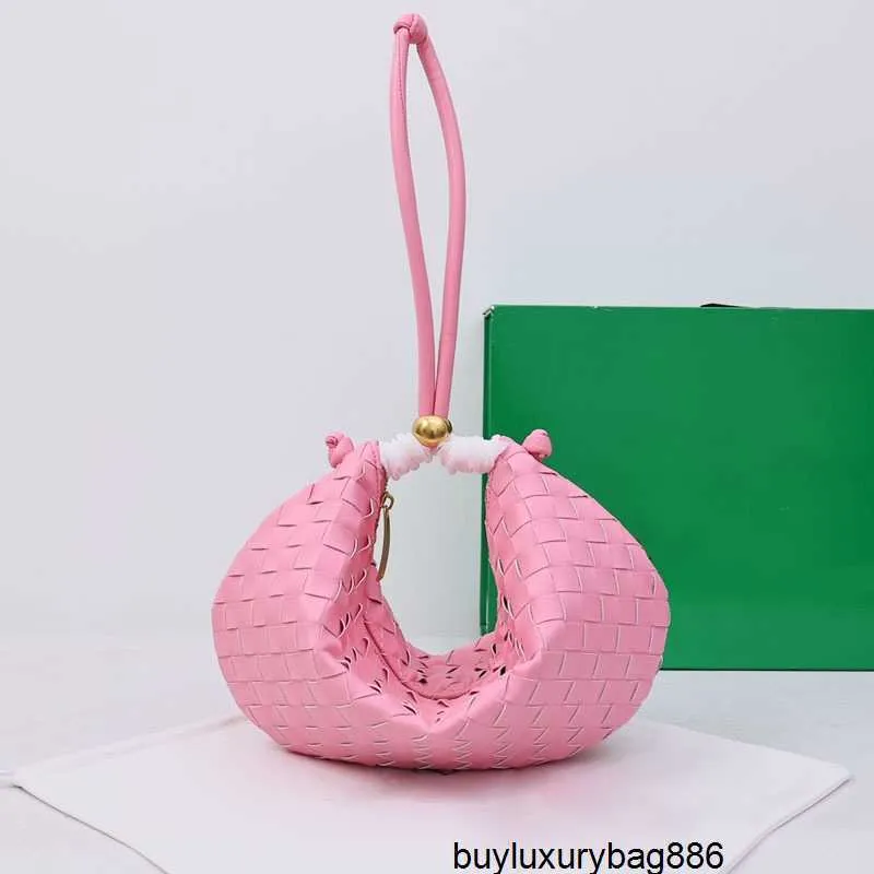 デザイナーBottegaaveneta Handbags Turns Woven Underarm Bags 2023 New Woven Bag Lingge Simple Style Hand Handle Over Arm Woven Woven Hall Handbag HBD2