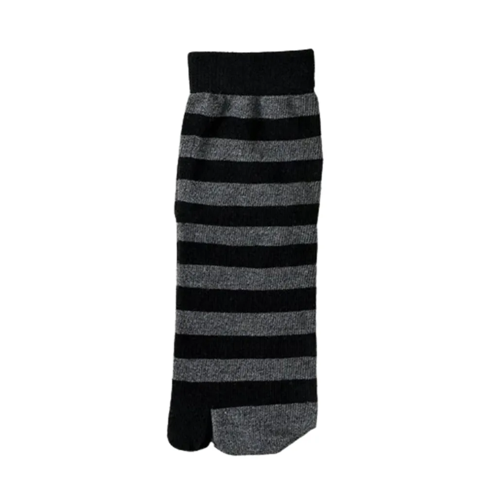 Gleiche Socken für Männer und Frauen, 2-Finger-Hausschuhe, Baumwoll-Split-Toe-Mittelrohr, Herbst- und Winterwärme, Schweißabsorptionsstreifen, 2-Zehen-Fischgräten-Hausschuh A5