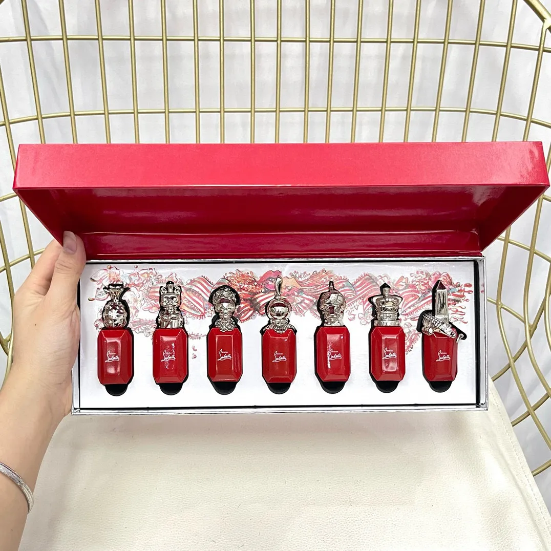 C&L Fragrance Perfume For Lady 9ML*7Pcs/Set Red New Year Box Mini Parfum Travel Bond Perfume Set With Long Lasting Smelling Good Quality 2023 New Arrival