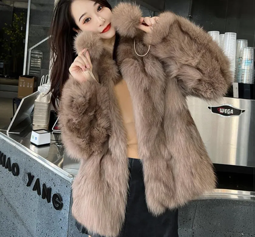 Abrigo de piel de zorro con cuello cuadrado y bola peluda para mujer, abrigo de piel cálido y adelgazante de longitud media, a la moda, novedad de 2024
