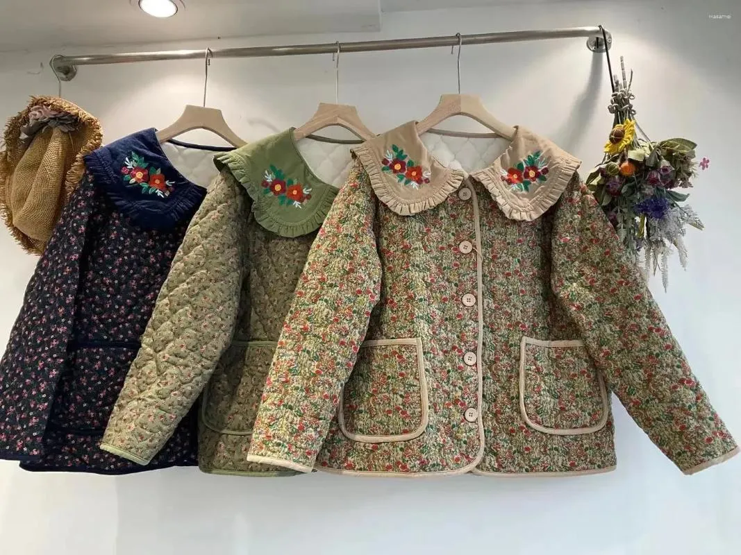 Women's Trench Coats Vintage Embroidery Doll Collar Coat Women Winter Japan Mori Girl Flower Long Sleeve Cotton-padded Jacket Female