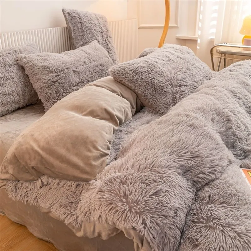 Beddengoedsets Luxe 4-delig Super Shaggy zacht koraalfleece Warm en gezellig beddengoed Set Nertsen fluwelen dekbedovertrek Dekbedovertrekset Spreideken 231130