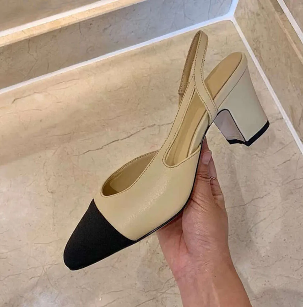 Designer Femmes Sandales Catwalk Pompes Talons Hauts Baskets Chaussure De Mariage En Cuir Véritable Ouvert Sur Formelle Chunky Chaton Talon Slingbacks Robe Chaussures À La Mode Gvft