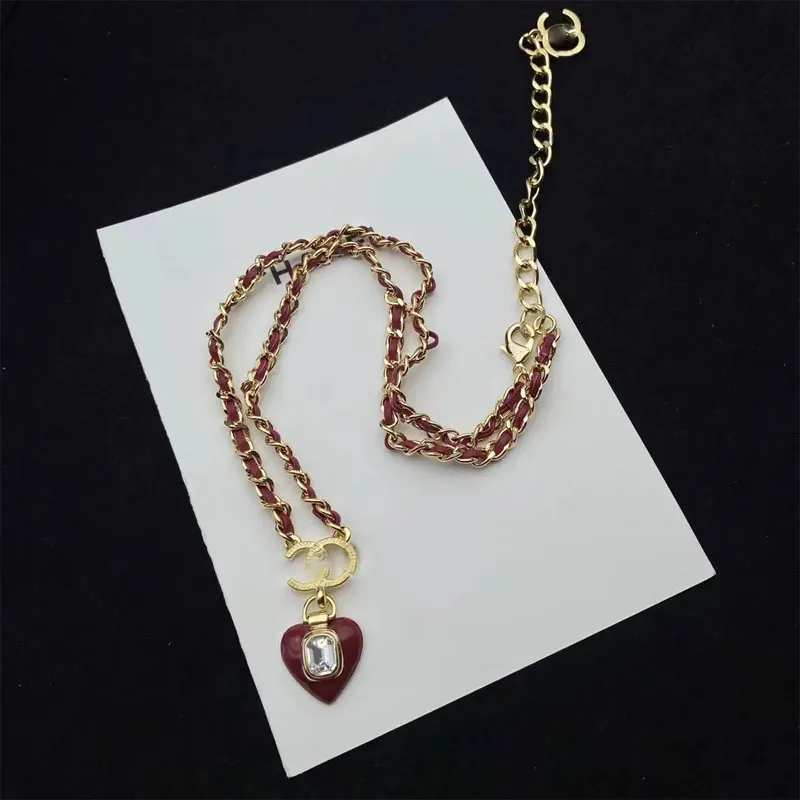 T GG Luxury Brand Designers Letters Stud Clip Eardrop Brass Copper Geometric Red Heart Gem Pendant Necklace Chain Women Crystal Rhinestone Earring Wedding Jewerl