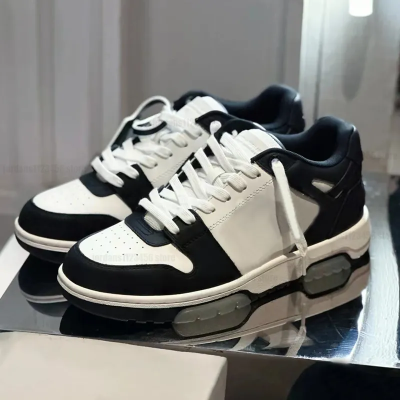 Vernice per store scarpe bianche