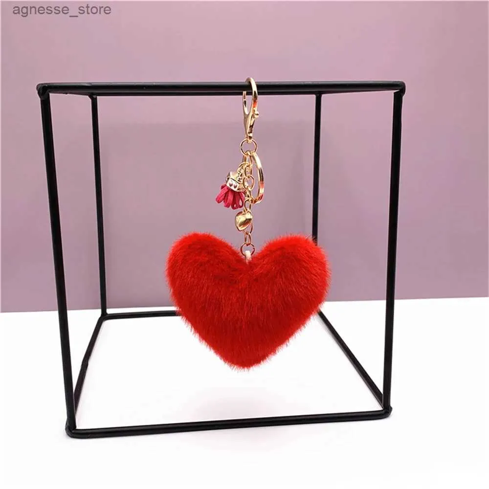 Keychains Lanyards Cute Plush Heart Keychains Fluffy Pendant Keyring Exquisite Tassel Handbag Ornaments Accessorie Car Motorcycle Key Holder R231201