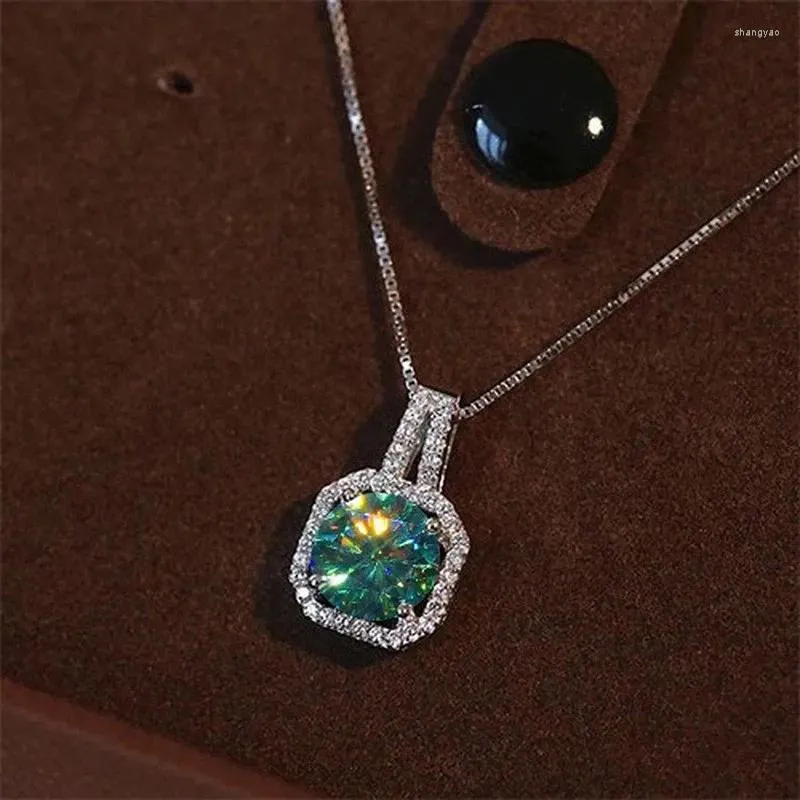 Ciondoli Collana con ciondolo Moissanite verde blu in argento sterling 925 con diamanti a taglio ideale per le donne, regalo di anniversario GRA